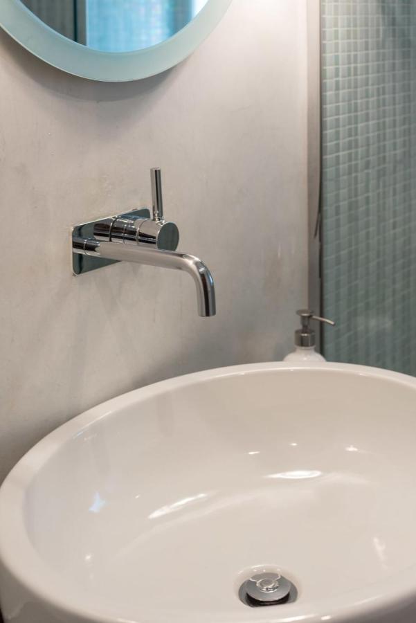 Charming 2Bed Apartment Overlooking Duomo - Hosted By Sweetstay فلورنس المظهر الخارجي الصورة