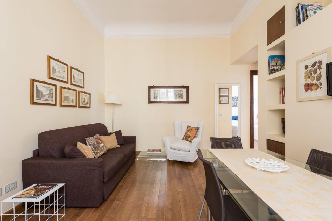 Charming 2Bed Apartment Overlooking Duomo - Hosted By Sweetstay فلورنس المظهر الخارجي الصورة