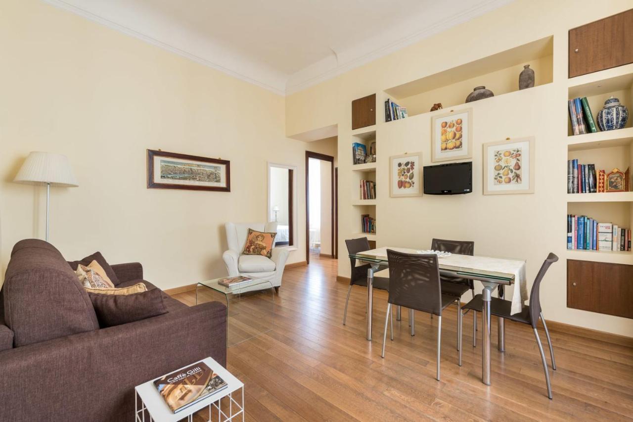 Charming 2Bed Apartment Overlooking Duomo - Hosted By Sweetstay فلورنس المظهر الخارجي الصورة