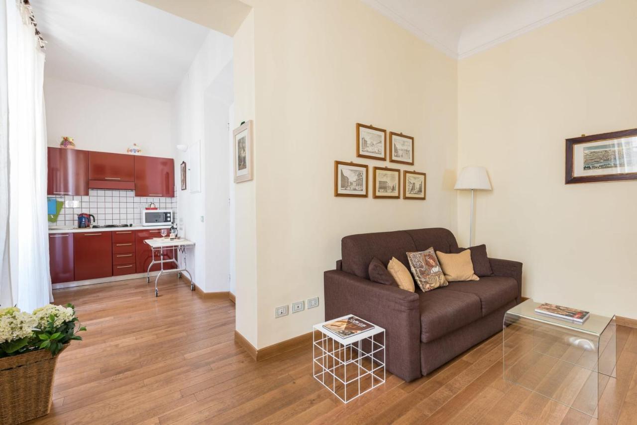 Charming 2Bed Apartment Overlooking Duomo - Hosted By Sweetstay فلورنس المظهر الخارجي الصورة